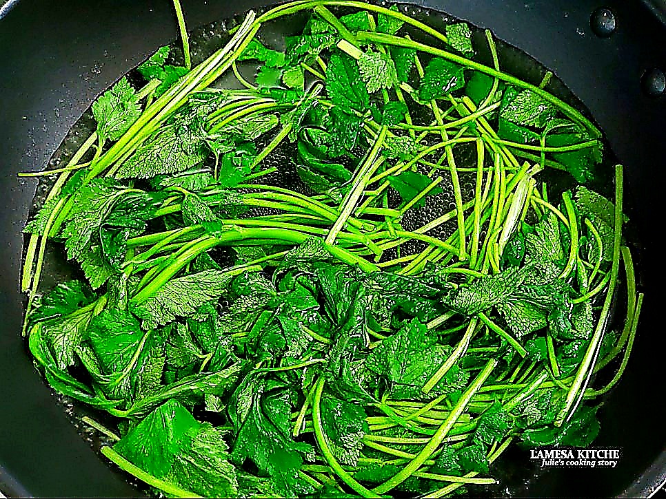 Quick blanching greens