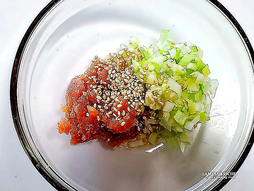 Preparing cured pollock roe filling